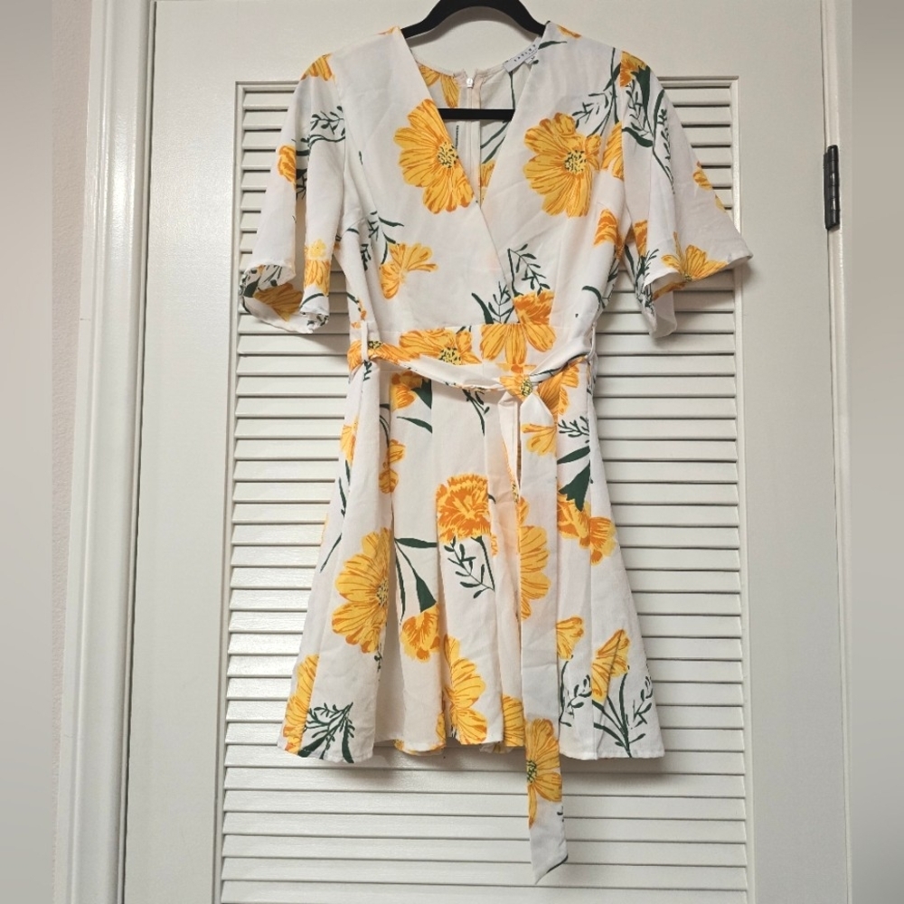Favlux Fashion - Floral Short-Sleeve Romper With Waist Tie & Back Zipper